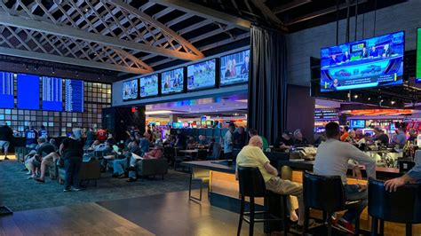rivers casino dress code
